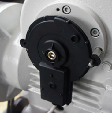 upload/1c/202505/dh137g-twin-turbine-paper-cutter-4.jpg