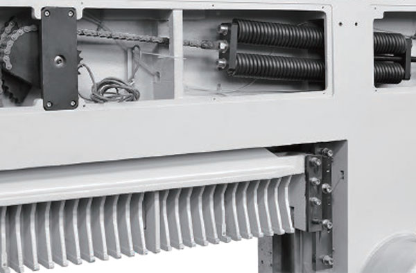 upload/1c/202508/double-worm-gear-system-paper-cutting-machine-6.jpg