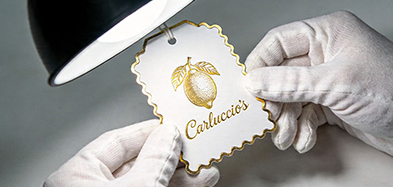 /How a Foil Stamping Machine Transfers Foil
