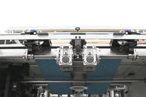 Automatic side lay
